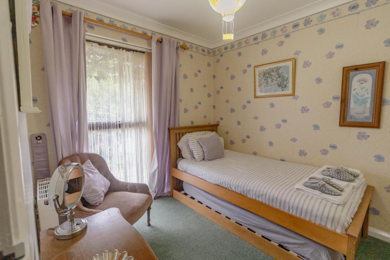 Palm Bay'S Luxury Bungalow - Self Check In & Parking Villa Margate Buitenkant foto