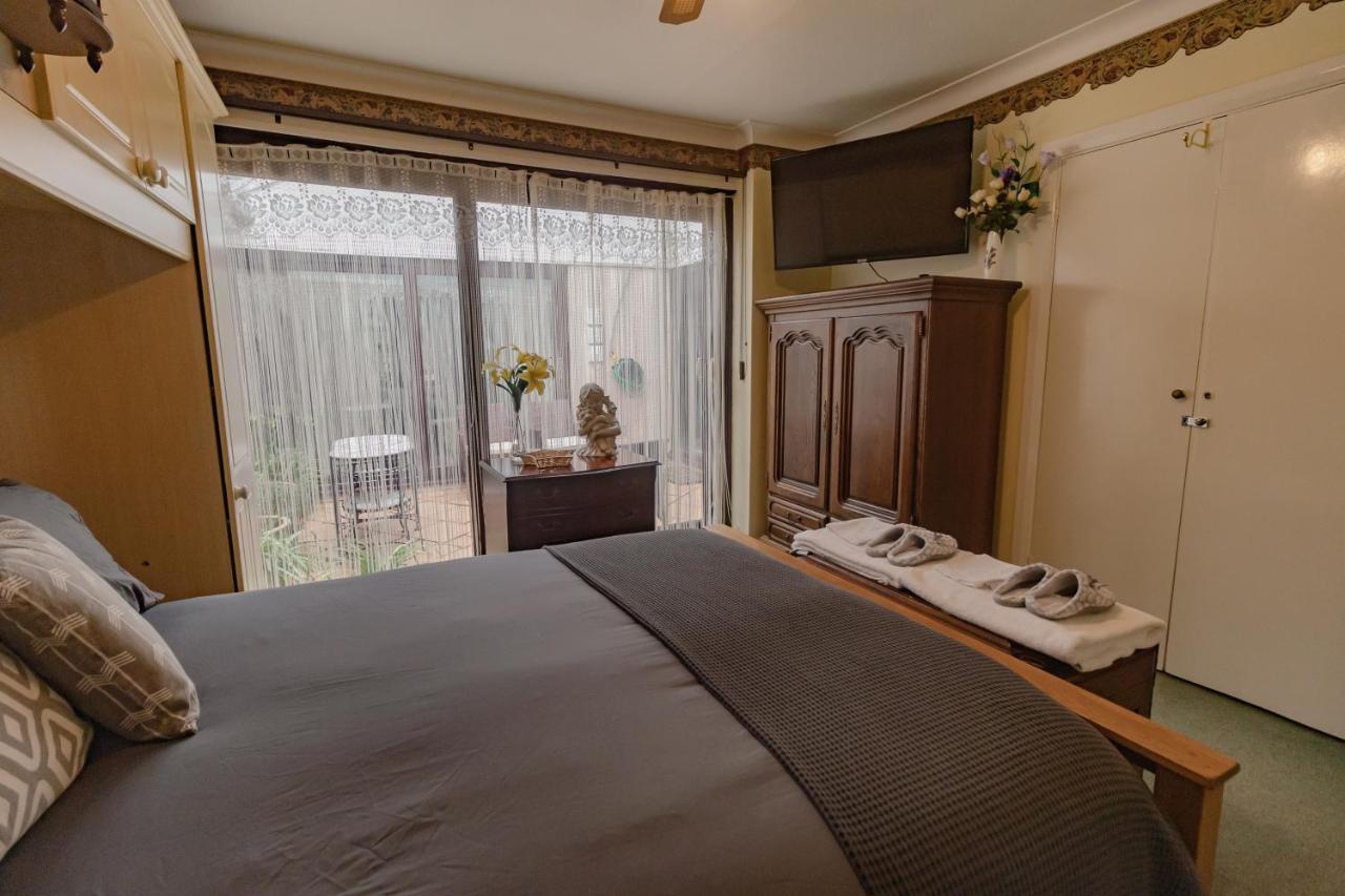 Palm Bay'S Luxury Bungalow - Self Check In & Parking Villa Margate Buitenkant foto
